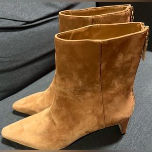 J.CREW STEVIE ANKLE LOW HEEL BOOTS IN SUEDE.STYLE:BA555